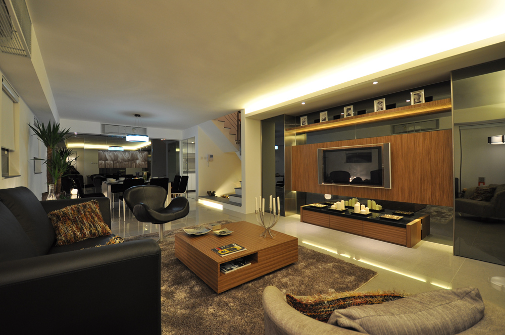 CYBER DOMAINE Showflat TWO